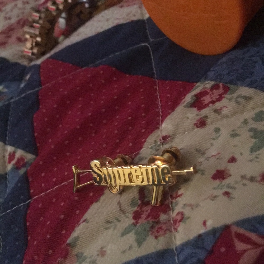 supreme pin
